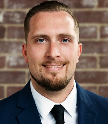 Portrait of Evan Breisch, Broker / Owner.